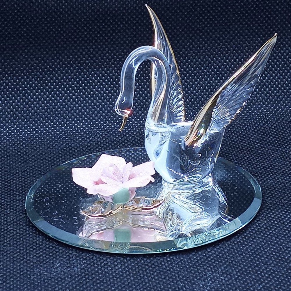 Glass Baron Blown Glass Swan With Pink‎ Rose #1244